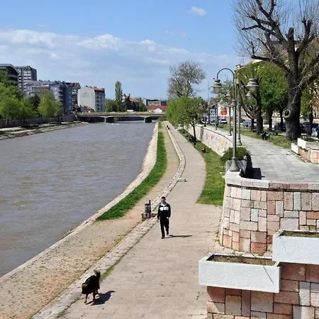 Dream Home, Free Garage